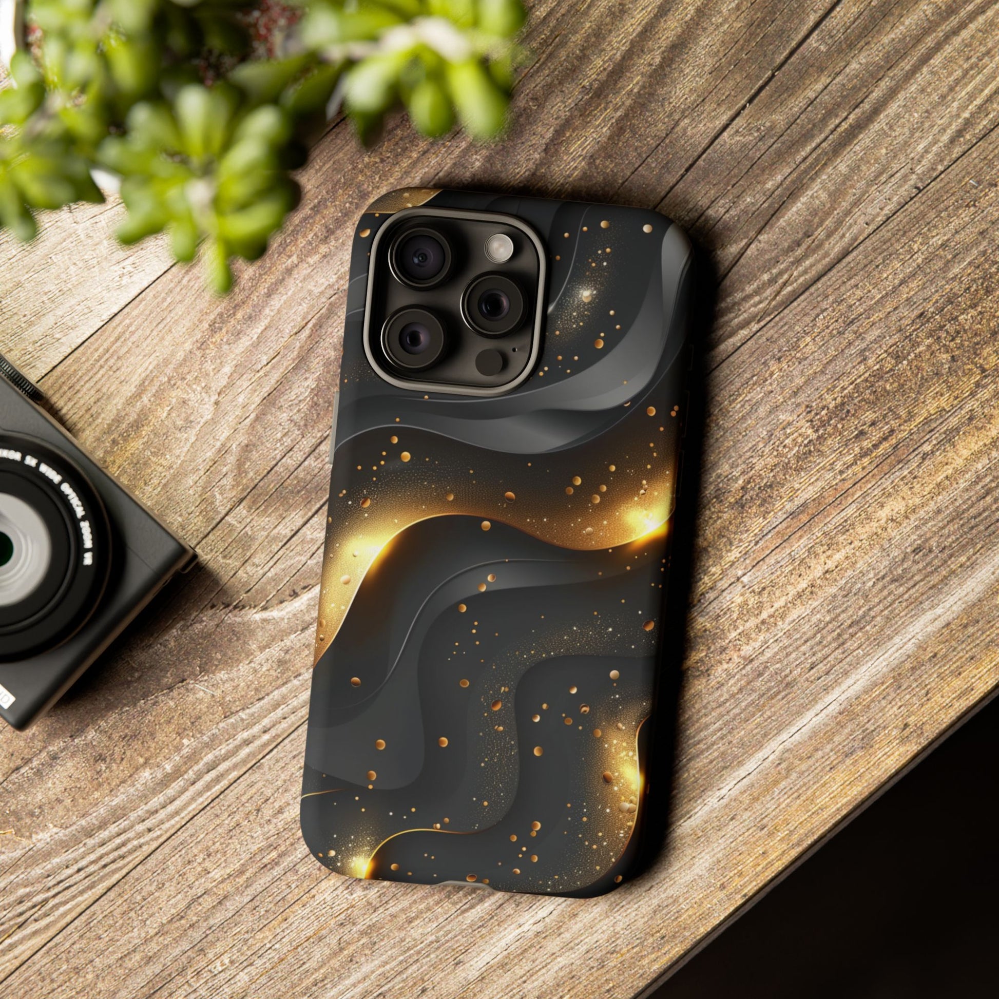 Black Gold Minimalist Waves Cover Phone Case